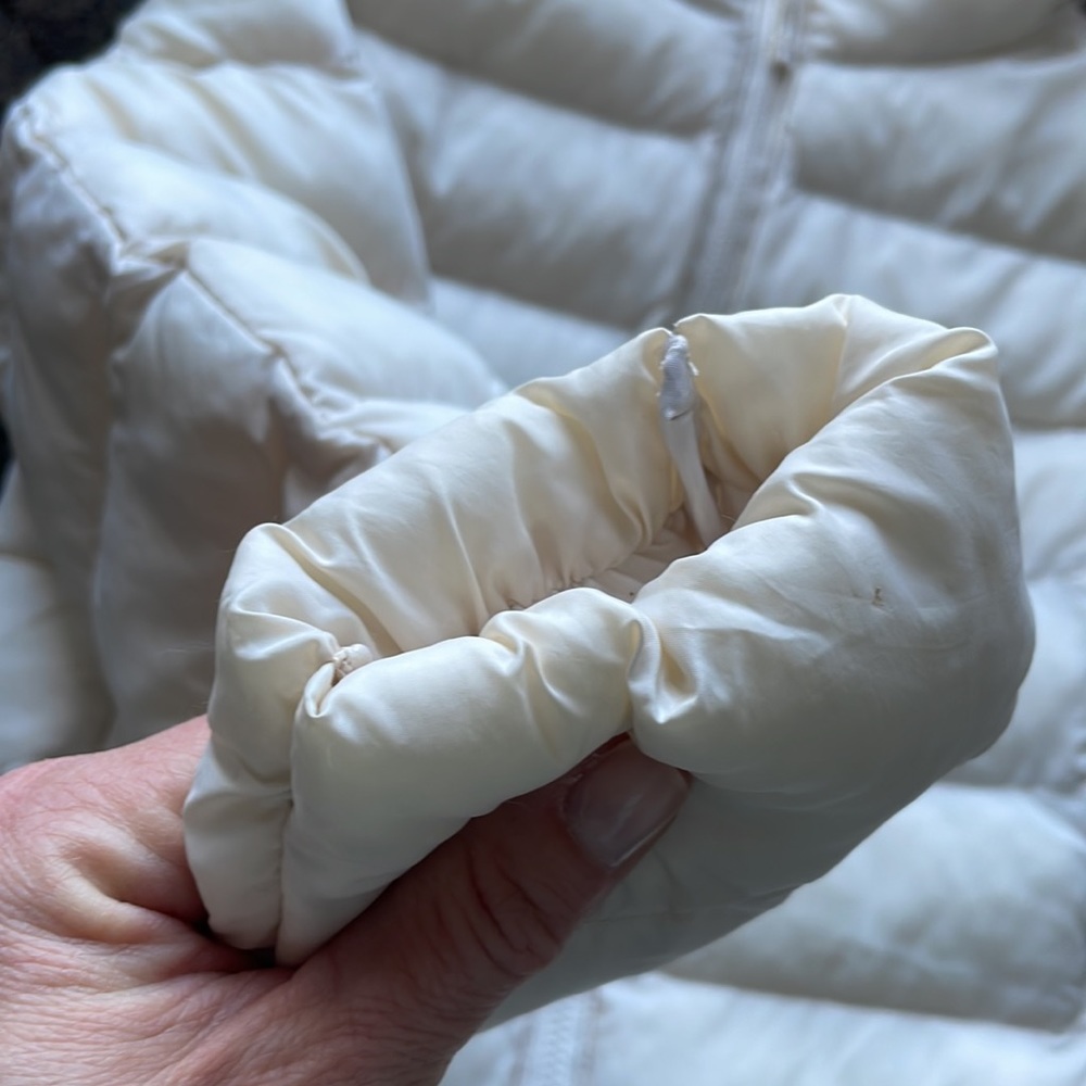 Puffer Jacket - Picture 4 of 7
